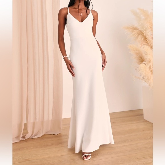 Lulus Infinite Glory White Maxi Dress size Large NWT - Picture 1 of 13